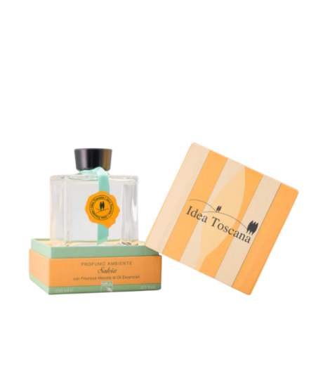 IDEA TOSCANA Salvia – gaivus namų kvapas su šalavijo, mėtos, rozmarino, eukalipto ir pušies natomis. Švarus, žolinis aromatas namams ir darbo erdvei. 100 ml.